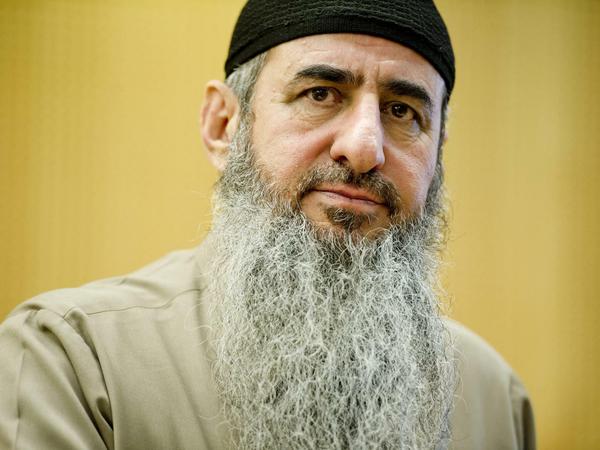 Najmaddin Faraj Ahmad, besser bekannt als Mullah Krekar, in einem Gericht im norwegischen Oslo.