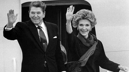 Die Frühere US-First-Lady Nancy Reagan ist gestorben. Sie wurde 94 Jahre alt.