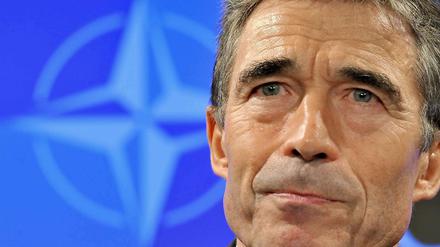 Der NATO-Generalsekretär ist seit 2009 in seinem Amt. Das Mandat von bislang vier Jahren wurde jetzt um ein Jahr bis 2014 verlängert.