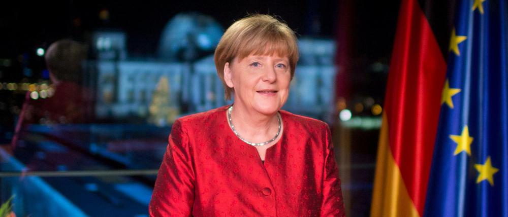 Angela Merkel während ihrer Neujahrsansprache 2015/2016.