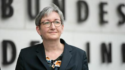 Sie führt das Bauministerium, das nach 23 Jahren wieder ein eigenständiges Ressort wird: Klara Geywitz (SPD).