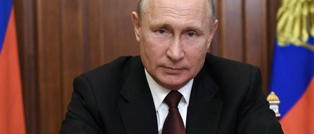 Was plant Russlands Präsident Wladimir Putin mit dem Militäraufmarsch an der Grenze zur Ukraine? Der Westen sollte ihn vorsichtshalber warnen.