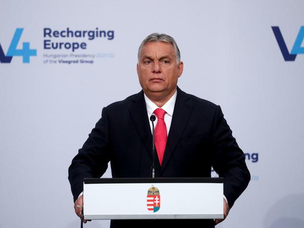 Fühlt sich sicher: Ministerpräsident Viktor Orbán bei einem Treffen der Visegrád-Staaten.