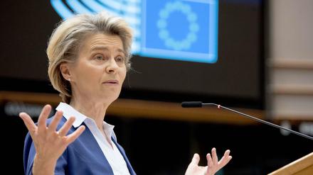 EU-Kommissionschefin Ursula von der Leyen und die EU finden die Lieferverzögerungen beim Impfstoffhersteller Astrazeneca inakzeptabel. 