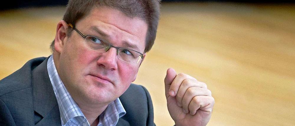 Ex-NPD-Vorsitzender Holger Apfel steht nach Parteiaustritt allein auf weiter Flur.
