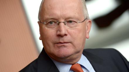 Klaus-Dieter Fritsche erreicht die Altersgrenze. Er wird im Mai 65. am 11.09.2014 im Sitzungssaal im Paul-Löbe-Haus in Berlin.