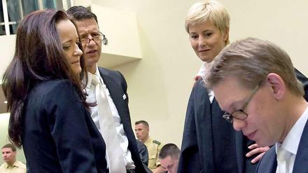 Am Freitag lehnte das Oberlandesgericht München den Befangenheitsantrag der Verteidiger von Beate Zschäpe ab. Zuvor wurde bereits der Antrag des Angeklagten Ralf Wohlleben zurückgewiesen.