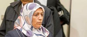 Ayse Yozgat, Mutter des NSU-Opfers Halit Yozgat, appelliert im Gerichtssaal an Beate Zschäpe.