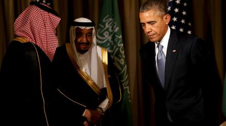 US-Präsident Barack Obama mit dem saudischen König Salman: Enttäuscht voneinander, aufeinander angewiesen.
