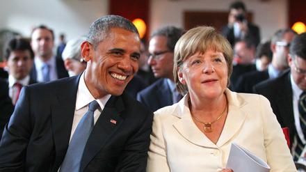  US-Präsident Barack Obama und Bundeskanzlerin Angela Merkel am 07.06.2015 in Elmau (Bayern) bei einem Konzertbesuch. 