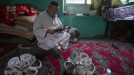 Ein Bild von Zablon Simantov aus 2014. Heute ist er der letzte Jude in Afghanistan.