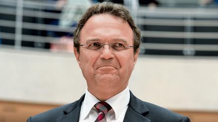 Der ehemaliger Bundesinnenminister Hans-Peter Friedrich (CSU) fordert einen Deutschen als neuen Chef der Europäischen Zentralbank. 