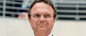 Der ehemaliger Bundesinnenminister Hans-Peter Friedrich (CSU) fordert einen Deutschen als neuen Chef der Europäischen Zentralbank. 