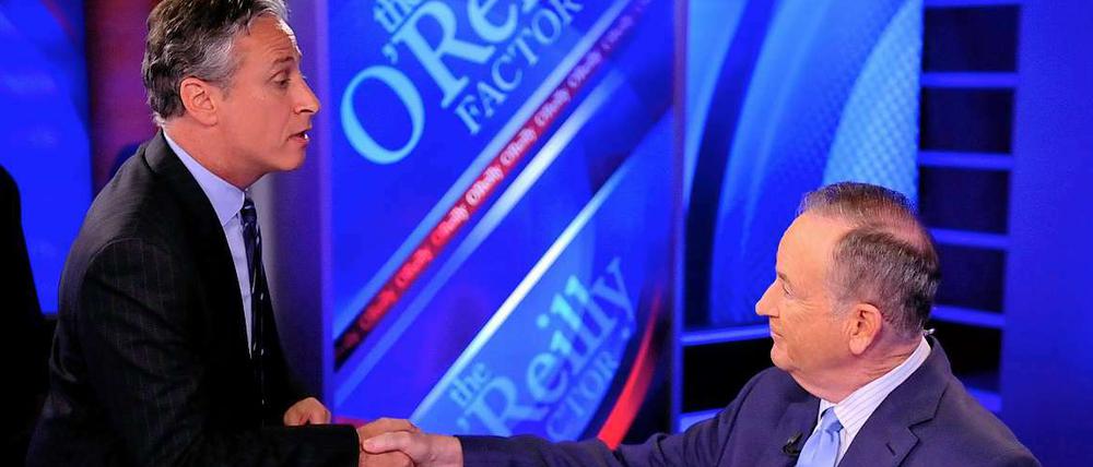 Der Moderator der "The Daily Show", Jon Stewart, war seinem Kontrahenten, dem Republikaner Bill O'Reilly überlegen - nicht nur in der Körpergröße.