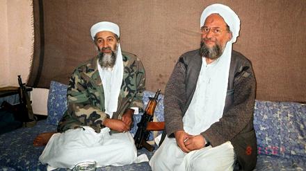 Kein Herz und keine Seele. Der ehemalige Al-Kaida-Chef Osama bin Laden (links) und sein damaliger Stellvertreter Aiman al Sawahiri im Jahr 2001. Nun sind beide tot. 