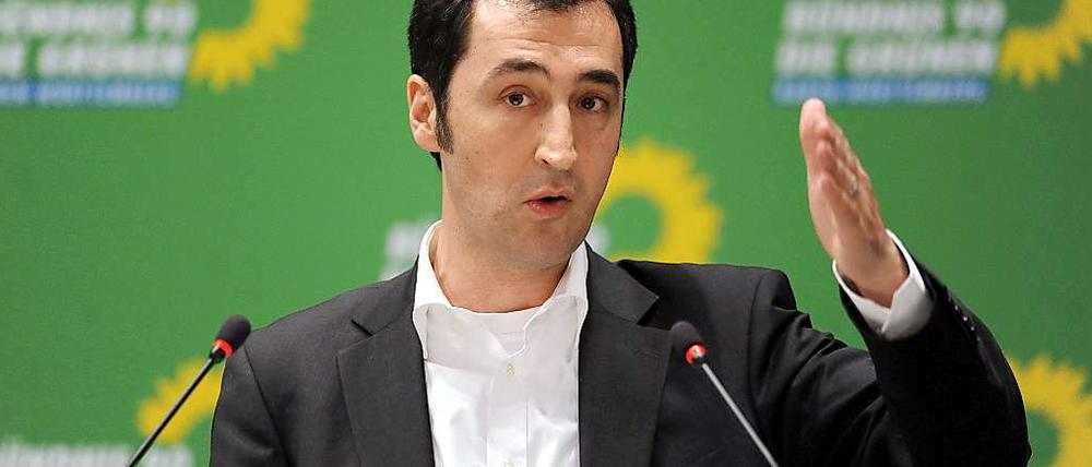 Cem Özdemir (45) ist seit 2008 Bundesvorsitzender der Grünen. Von 1994 bis 2002 gehörte er dem Bundestag an, 2004 bis 2009 dem Europaparlament.