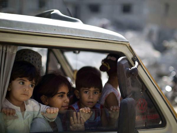 Schlechte Aussichten: Palästinensische Kinde am Freitag in der Nähe von Gaza-Stadt