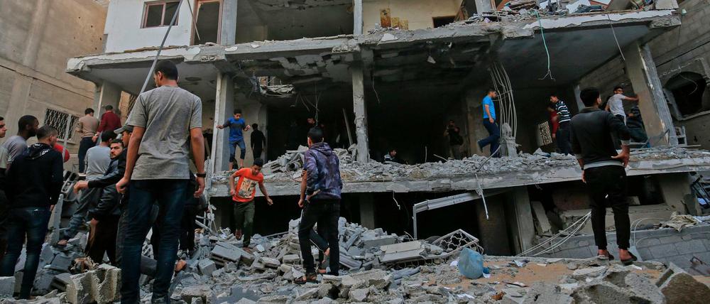 Schäden an einem Haus nach einem Raketenangriff Israels in Rafah 