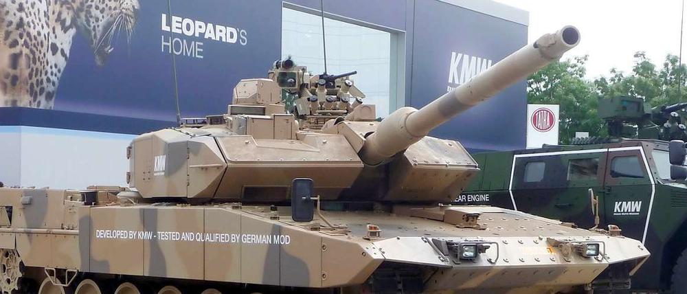 Die geplante Lieferung von 200 Leopard-2-Kampfpanzern nach Saudi-Arabien beschäftigt am Mittwoch den Bundestag.