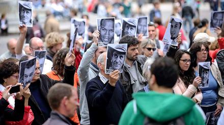 Demonstration für entführte Franzosen.