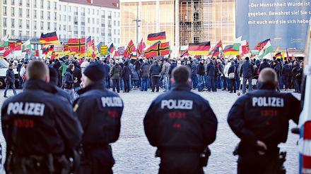 Pegida-Kundgebung im März 2015 in Dresden