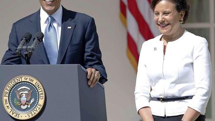 US-Präsident Barack Obama stellt seine neue Wirtschaftsministerin Penny Pritzker vor.