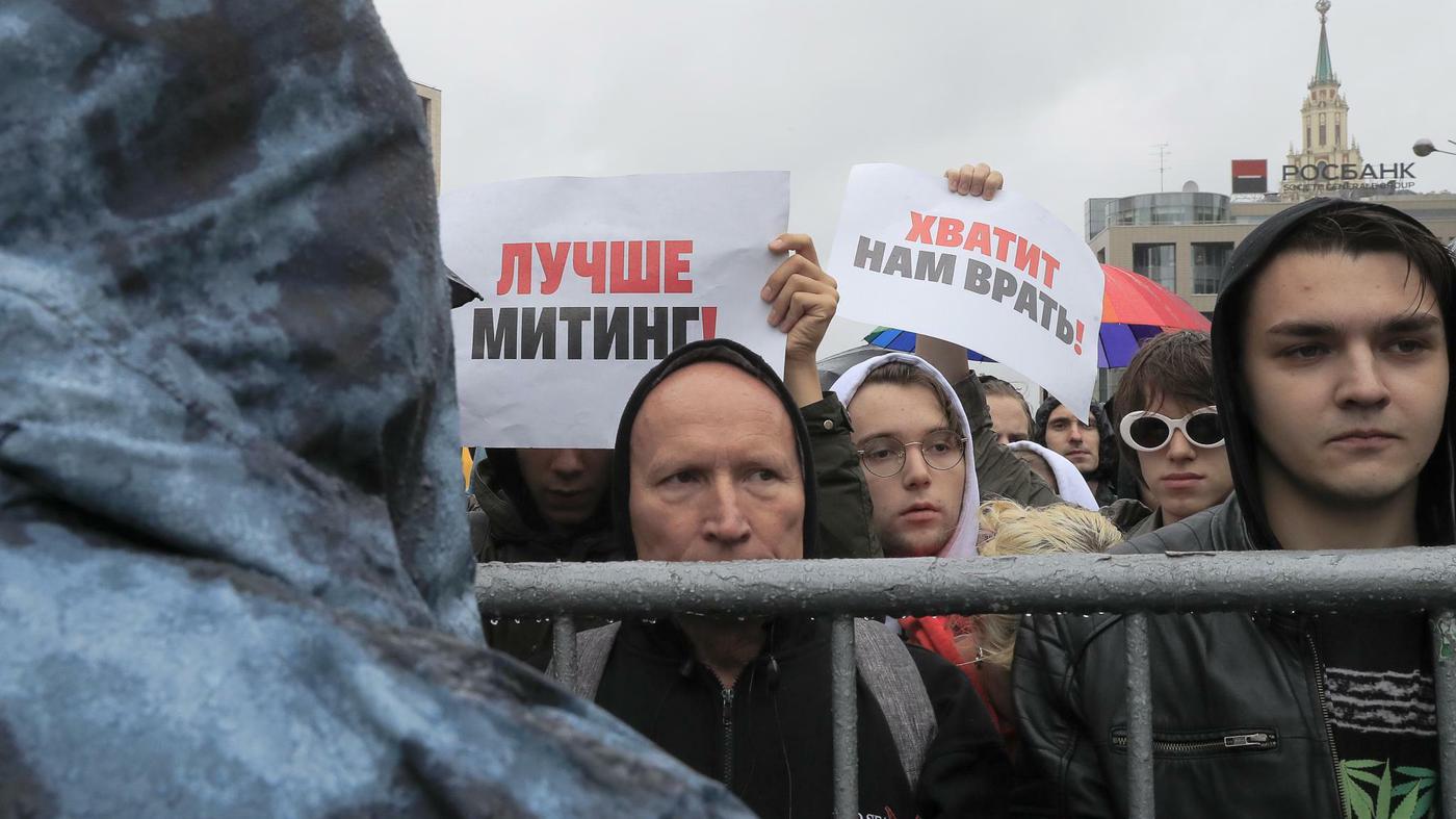 Mehr als 300 Festnahmen in vier russischen Städten Größte Demonstration in Russland seit Jahren