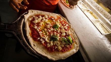 Die Pizza im Original, hier aus Neapel. 