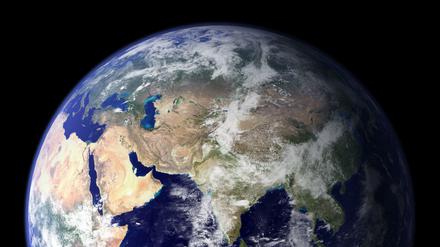 Eine NASA-Aufnahme zeigt die östliche Hemisphäre der Erdkugel. 