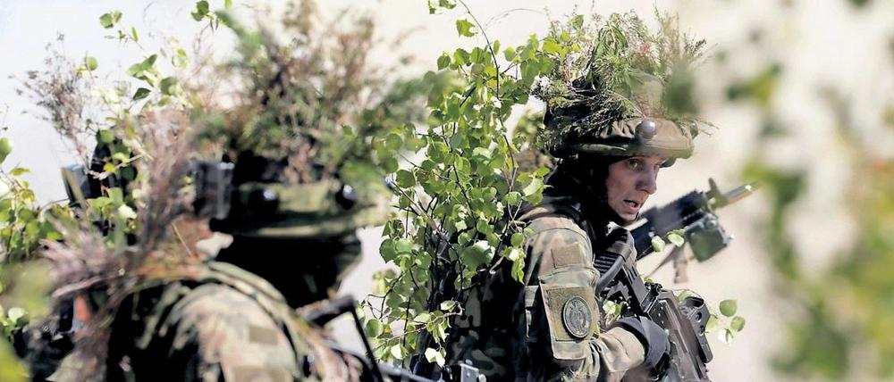 Polnische Soldaten bei einem Manöver der Nato in Lettland. 