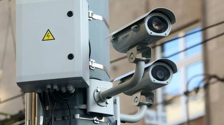 Auch ein Mittel, um Unsicherheit zu bekämpfen: Im Duisburger Stadtteil Marxloh installierte die Polizei vor wenigen Jahren 19 Videokameras.