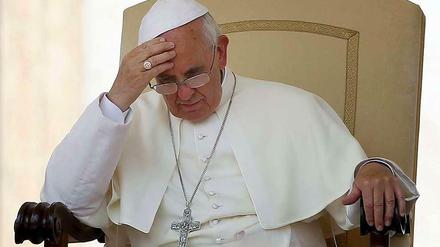 In tiefer Sorge. Papst Franziskus befürchtet die Ausweitung des Kriegs in Syrien.