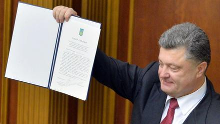 Der ukrainische Präsident Poroschenko ist am Ziel. Das Assoziierungsabkommen mit der EU wurde von beiden Parlamenten ratifiziert.