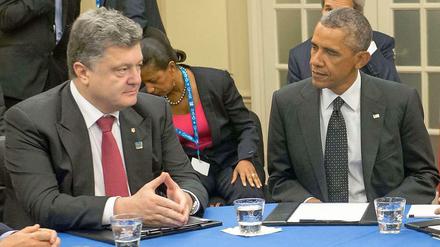 Der ukrainische Präsident Petro Poroschenko zusammen mit US-Präsident Barack Obama.