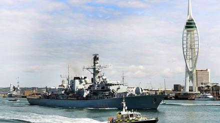 Das Kriegsschiff „HMS Westminster“ bricht zu einem Manöver Richtung Gibraltar auf, das nach Angaben des britischen Verteidigungsministeriums lange geplant war.