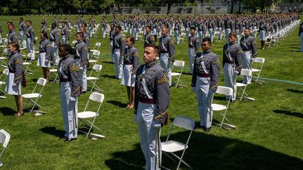 Die Absolventinnen und Absolventen der Militärakademie in West Point mussten sich vor der Abschlusszeremonie isolieren.