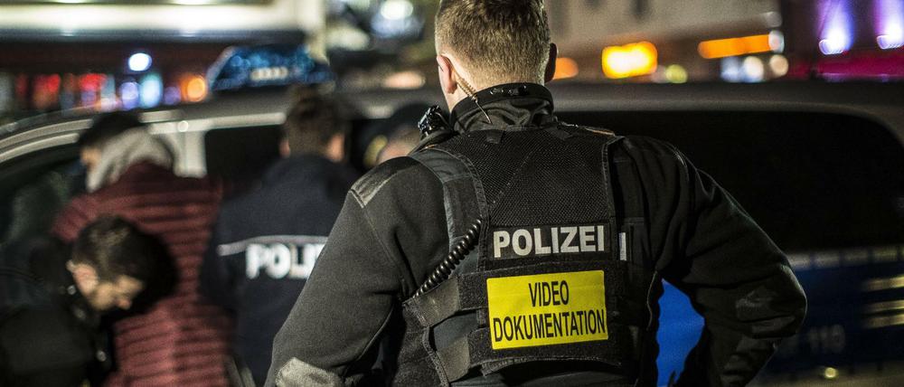 Polizeieinsatz in Frankfurt (Symbolbild).