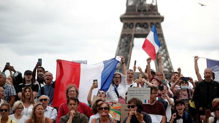 Allein in Paris gingen am Wochenende 160.000 Menschen auf die Straße, um gegen Verschärfungen zu protestieren. 