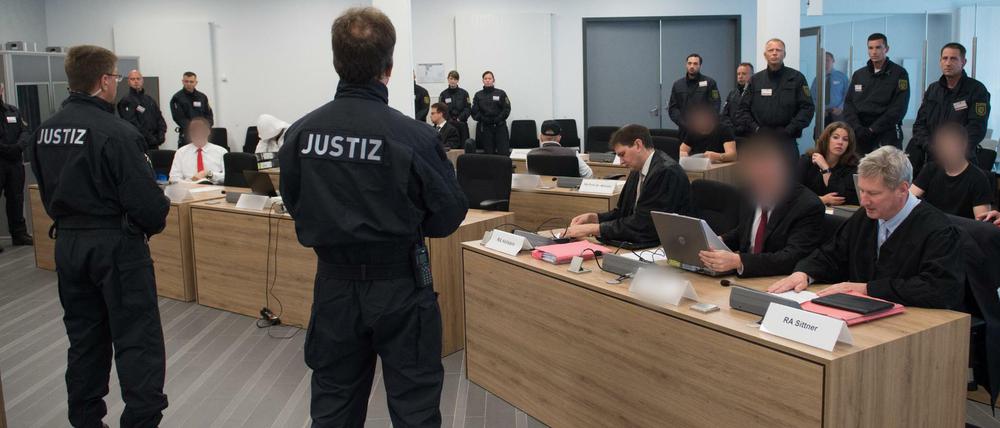 Im Prozess gegen die "Gruppe Freital" vor dem Oberlandesgericht Dresden wird nun das Urteil gesprochen.