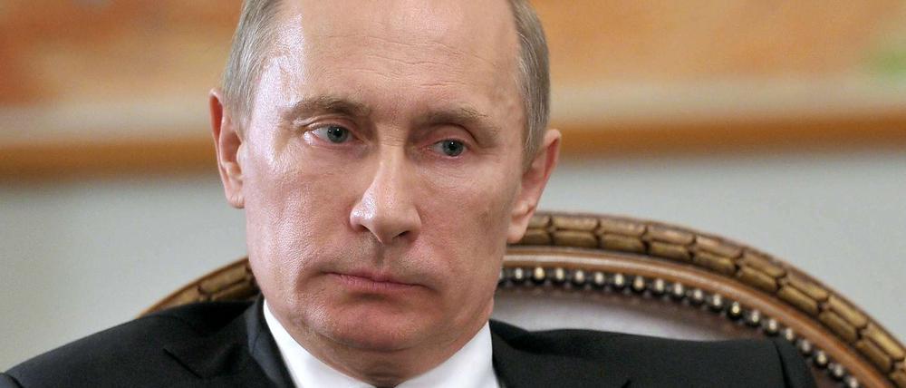 Russlands Präsident Wladimir Putin hat seinen Verteidigungsminister entlassen.