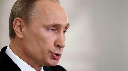 Russlands Präsident Wladimir Putin verteidigt seine Politik auf der Krim.