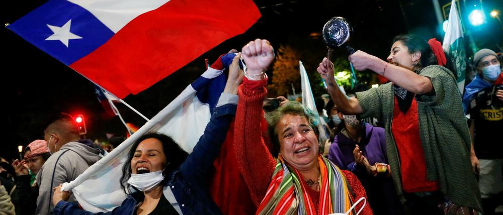 Freude auf einer Demonstration für die neue Verfassung in Chile 
