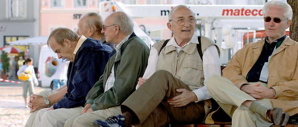 Überschätzt. Die Zahl der alten Männer in Deutschland ist um 43 Prozent niedriger als angenommen.