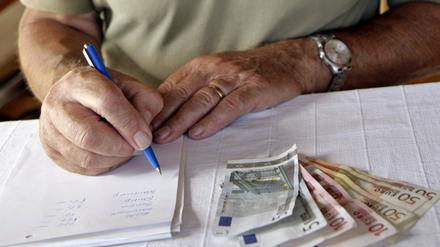 Die Rentner sollen von den 2010 gestiegenen Löhnen und Gehältern profitieren.