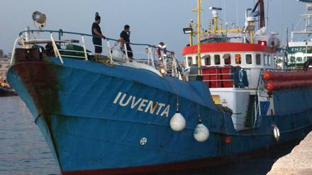 Italien, Lampedusa: Das Rettungsschiff «Iuventa» der deutschen Hilfsorganisation "Jugend Rettet"