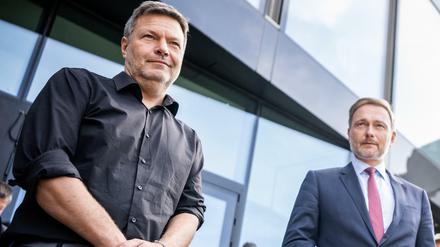 Grünen-Chef Robert Habeck überlässt wohl FDP-Chef Christian Lindner das Finanzministerium.