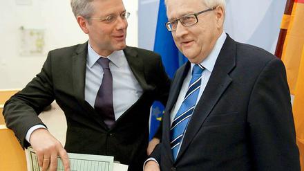 Umweltminister Norbert Röttgen (CDU) und Wirtschaftsminister Rainer Brüderle (FDP). 