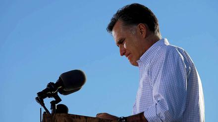 Wegen seiner Pläne für eine Entstaatlichung der Katastrophenhilfe wird Mitt Romney in der Presse heftig angegriffen.