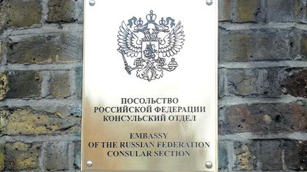 Schild an der russischen Botschaft in Kensington, London. 