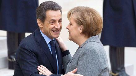 Ein Bild aus alten Tagen. Kanzlerin Angela Merkel und Nicolas Sarkozy - damals noch Präsident - 2012 in Paris.